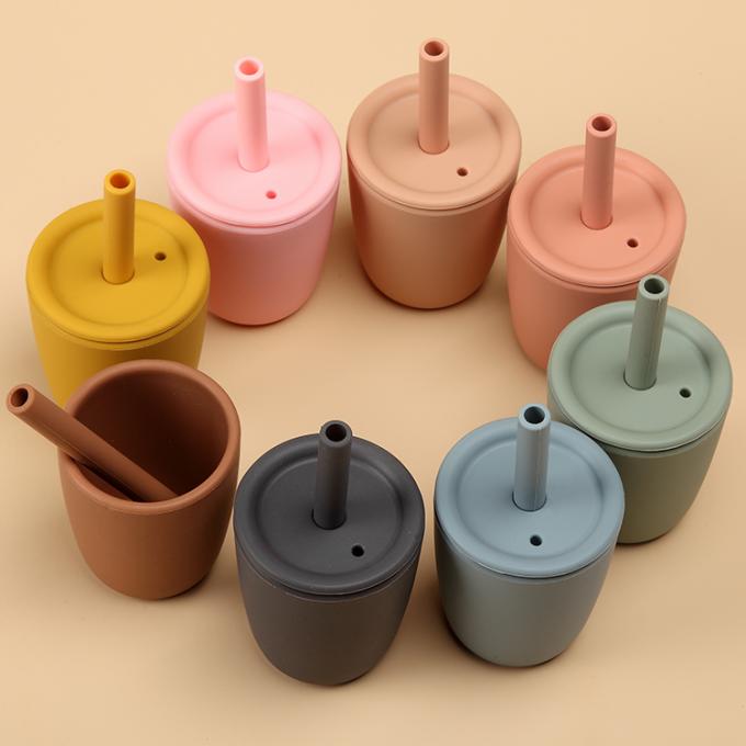 Gesundes Nahrungsmittelgrad-Großhandelssilikon scherzt Baby-Flaschen-Wasser-Schale mit Sippy-Deckel-Trainings-Kleinkind-Schale