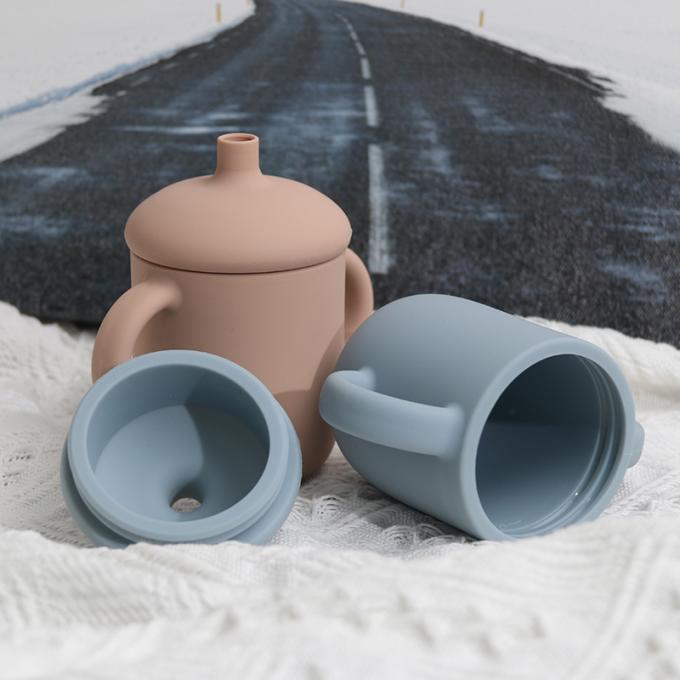 2021 späteste Entwurfsbabys, zum der Produkt Kindersilikonschale mit sippy Schale des Strohsilikon-Babys zu benutzen