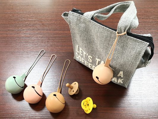 100% Food Grade Baby Silicone Products Strap Teether Holder For Travel 3D Design