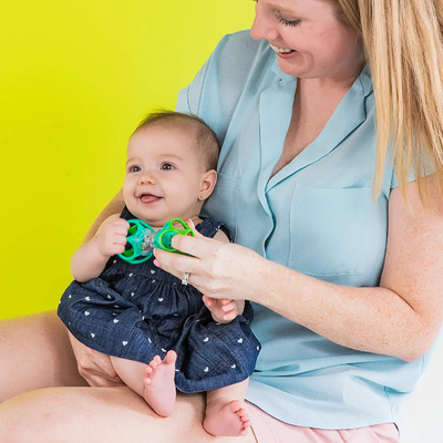 Bright Colored Easy To Clean Oball Shaker Rattle Toy For New Born