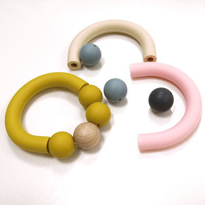 toddlers Silicone Beads Teether BPA Free Teething Rings Customized Logo